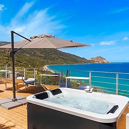 Hotel Emerald 4*